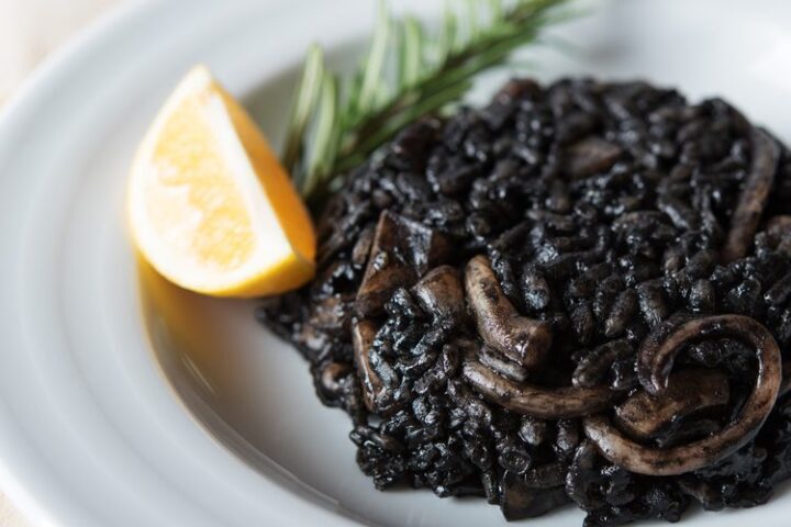 receta para hacer arroz negro con tinta de calamar