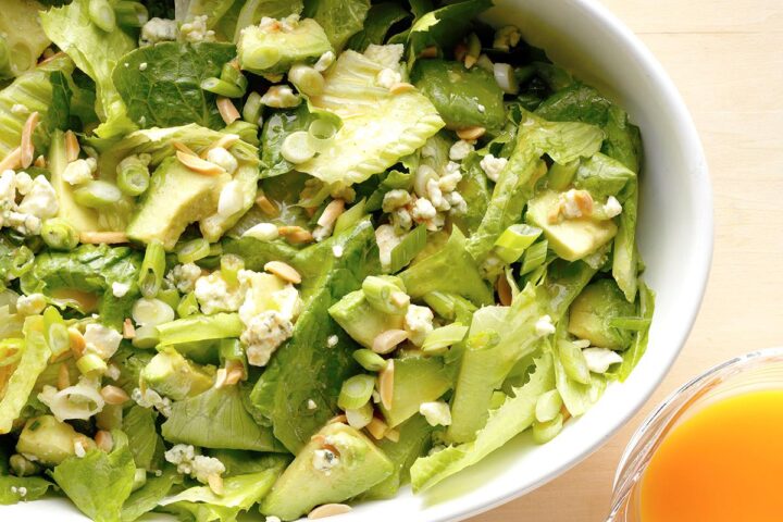 Receta de Ensalada de Aguacate y Lechuga