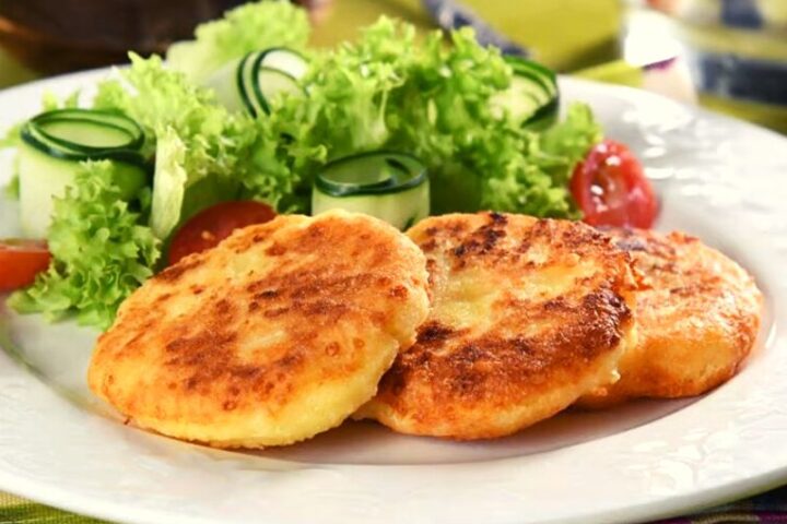 Receta Mexicana de Tortitas de Papa con Queso