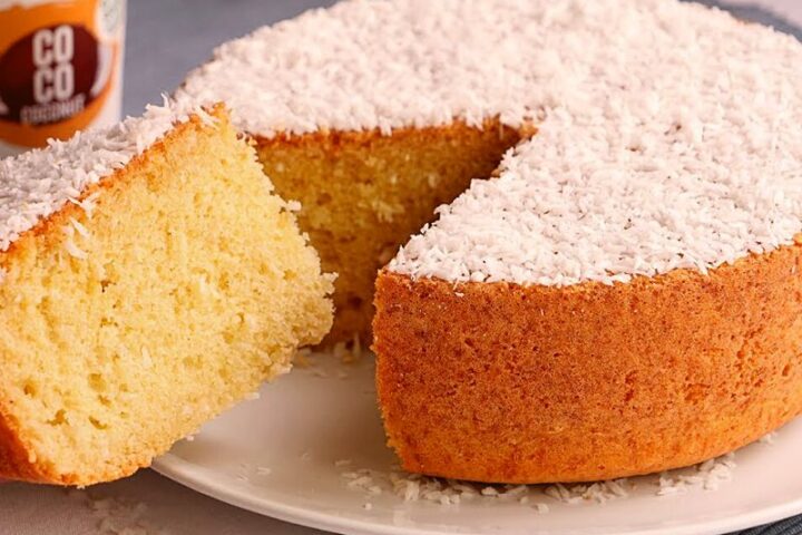 Receta de Bizcocho o Torta de Coco Venezolana